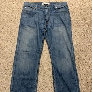 Mens Levi Strauss Jeans: Size 36x32, 505